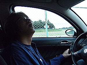  ２時間睡眠に＋仮眠中！？ですが運転中です。危険です！！